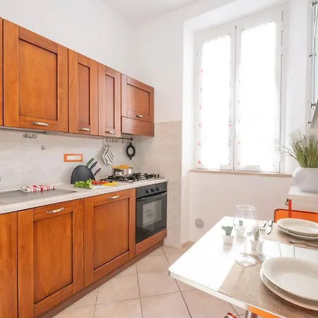 - Casa Dini Piombino